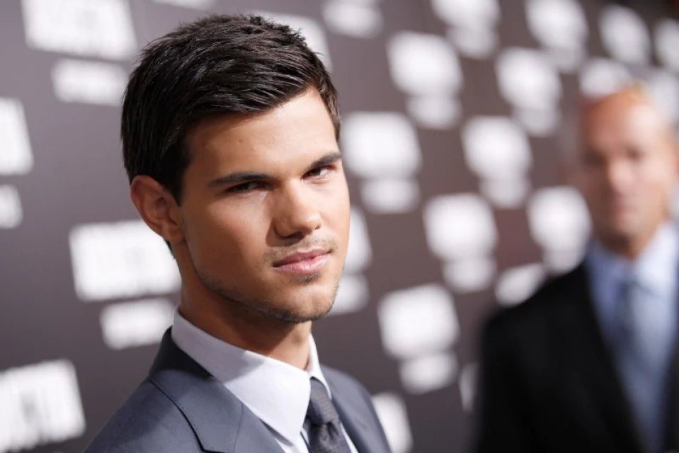 Taylor Lautner