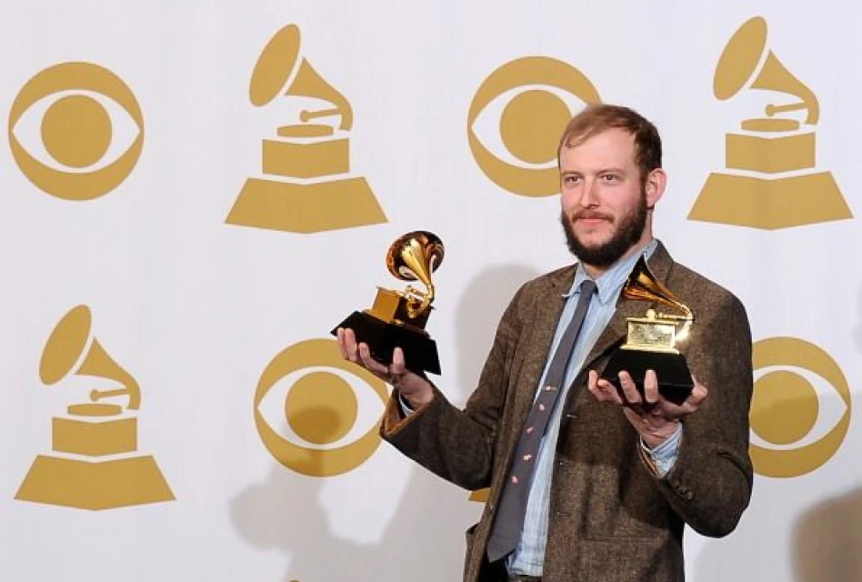 Bon Iver спечели в категориите "Дебют" и  "Най-добър алтернативен албум"
