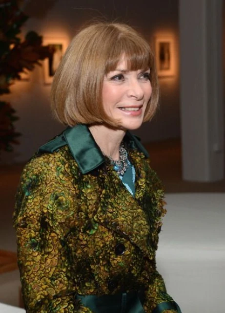 Ана Уинтър - главен редактор на "Vogue". Модната библия тази година навърши 120 години от създаването си