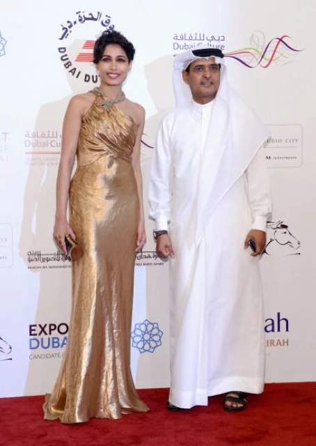 Freida Pinto, Abdulhamid Juma