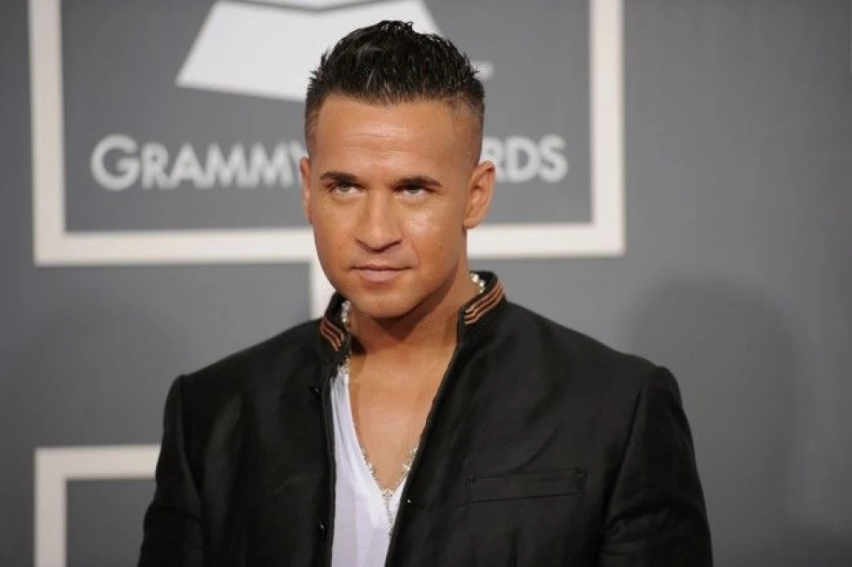 Още един съквартирант от риалитито "Jersey Shore" - The Situation - заслужава мястото си в сбирката, заради безконечните битки, в които влизаше с колегите си от шоуто, особено с Ronnie Ortiz