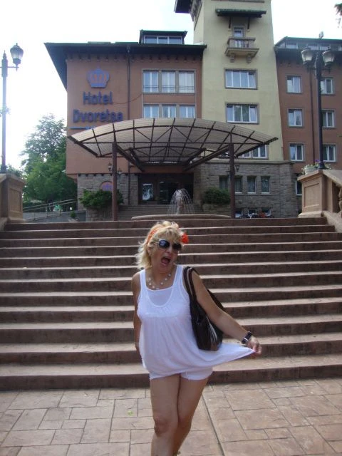 Eвелина Ангелова